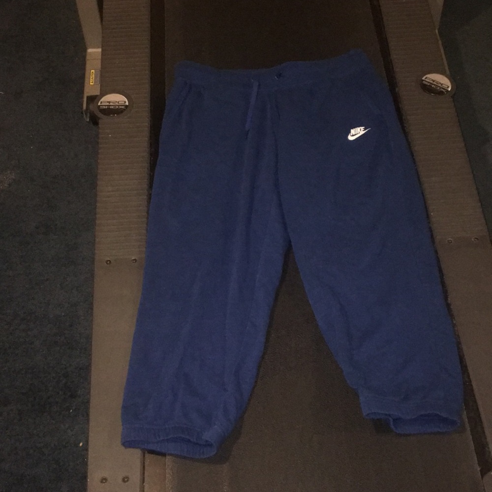Nike sweats/capris
